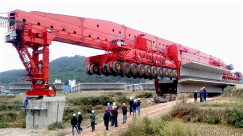 The Worlds Largest Bridge Building Giant Machine Is Staggering Heavy