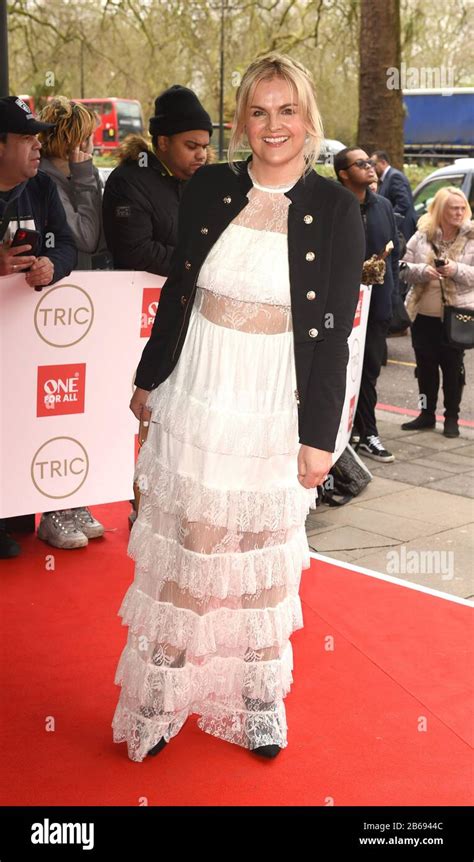 foto muss gutgeschrieben werden ©alpha press 079965 10 03 2020 katy hill the tric awards 2020 im