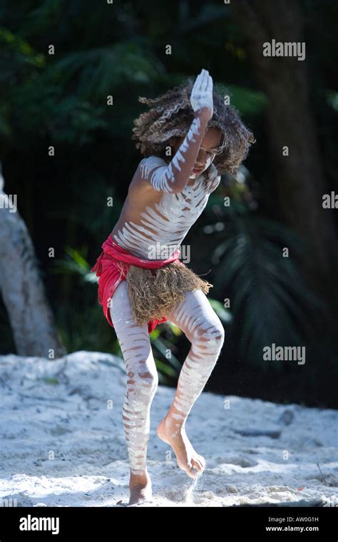 Aboriginal Music And Dance Stock Photo Alamy