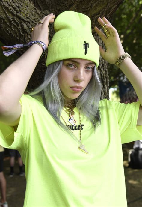 Billie Eilish Dyed Her Hair Neon Green And Fans Are Obsessed