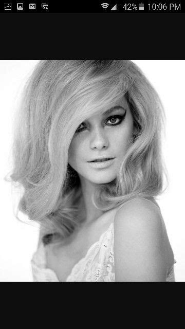 Classic Rock And Roll 60s Look Bombshell Hair 60s Hair
