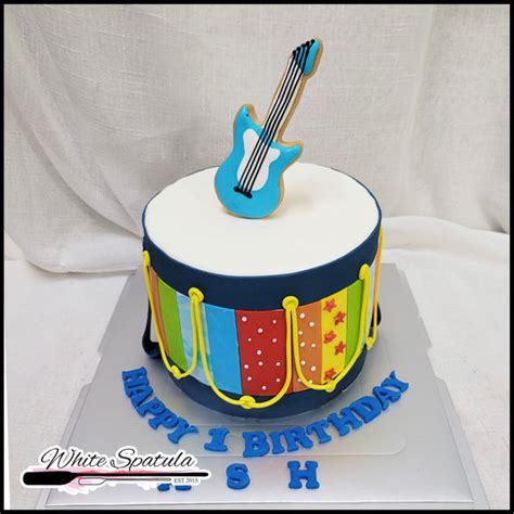 Cutie Crown Buttercream Cake Singapore White Spatula