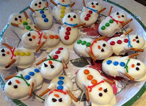 These cute puddings will be adored by everyone, so be sure to make plenty. Preschool Crafts for Kids*: Nutter Butter Snowman Christmas Cookies Recipe