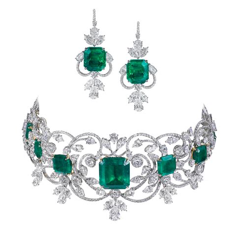 Emerald And Diamond Necklace Moussaieff Boast A Stunning Range Of