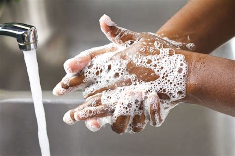 Before you rush to rinse, here's a quick refresh on why handwashing is a must and how you can master the practice. Homemade Liquid Hand Soap Recipe