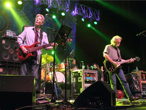 Grateful Dead Reforming Remaining Members To Reunite For Fare Thee