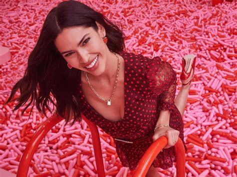 Austin's flagship Kendra Scott store transforms into mini-Museum of Ice