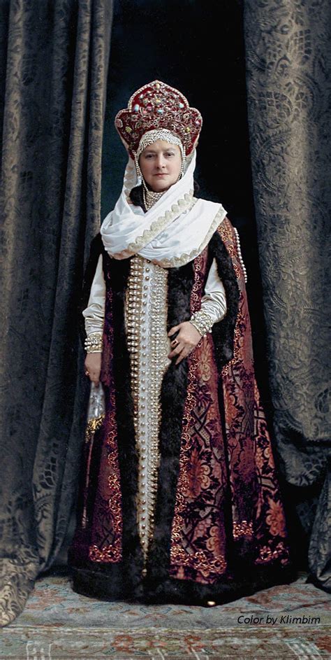 17 Stunning Colorized Photographs Of The Romanov Royal Costume Ball Of 1903