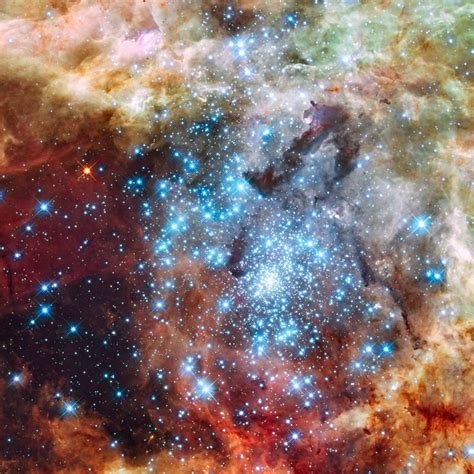 Hubblesite Newscenter Hubble Watches Star Clusters On A Collision