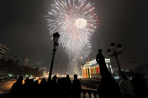 New Years Eve Celebrations Around The World In Pictures Life And