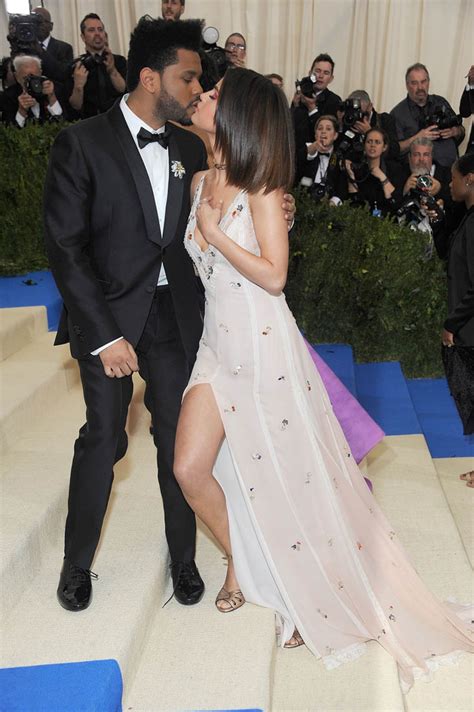 We did not find results for: Selena Gomez's Weeknd kiss and Bella's style win at 2017 ...
