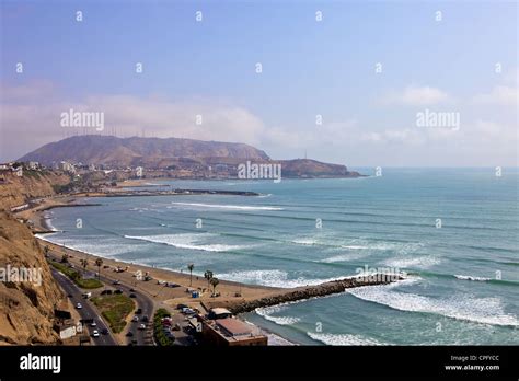 Lima Coast Pacific Ocean Stock Photo Alamy