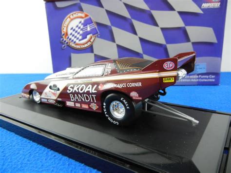 Sold Price 124th Scale Action Don Prudhomme Skoal Bandit 1989 Pontiac