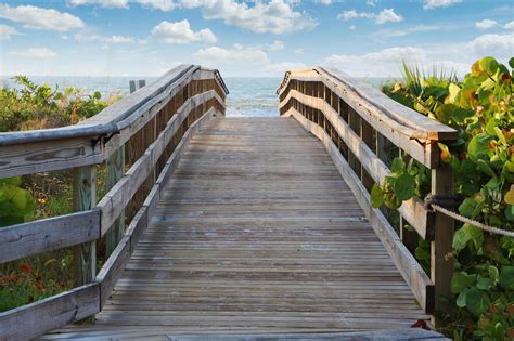 The epitome of island life awaits you at the inns of sanibel. Sanibel Inn Sanibel Island, FL - See Discounts