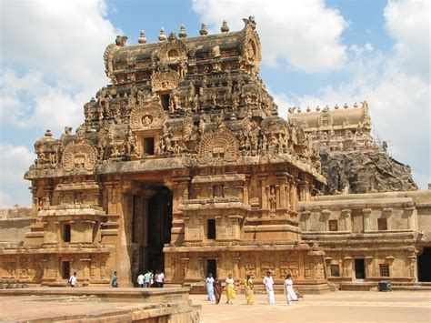 Brihadeeswarar Temple Historical Facts And Pictures The History Hub