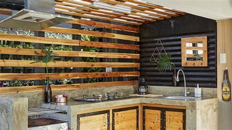 It's just not inviting to always feel like you don't have enough space. Kitchen | Real Living