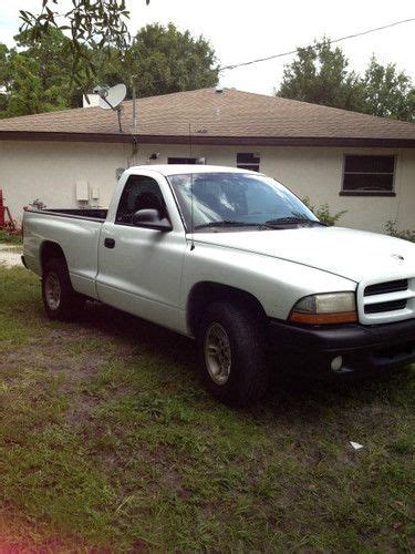 Sell Used 2000 Dodge Dakota Pickup Short Bed Bedliner New Paint