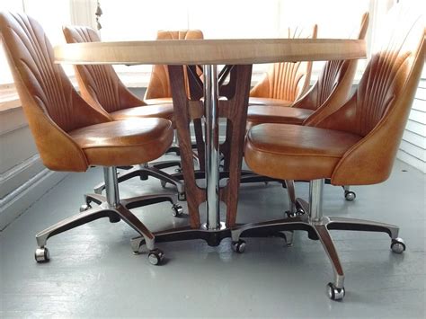 Retro Dining Set Table And Chairs 70s Chromecraft Pedestal Table Metal Oval Table
