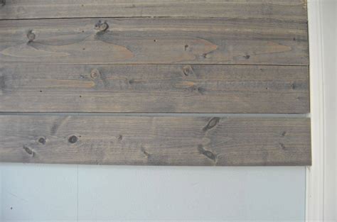 How To Fake A Reclaimed Wood Plank Wall