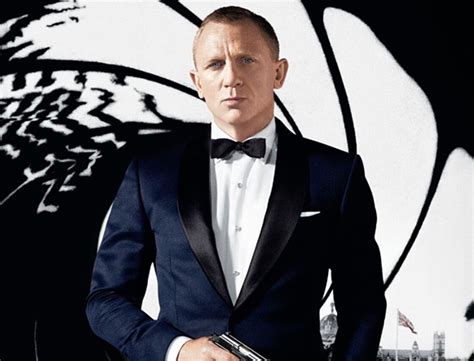 Dans Quel Ordre Regarder Les James Bond - Les acteurs de James Bond, de Sean Connery à Daniel Craig : Femme