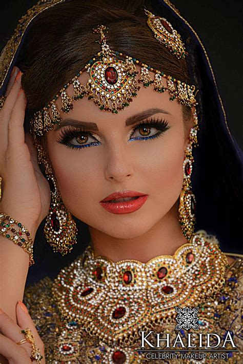 Dramatic Bollywood Inspired Bridal Look Indische Schönheit Arabische Schönheit Schminke Für