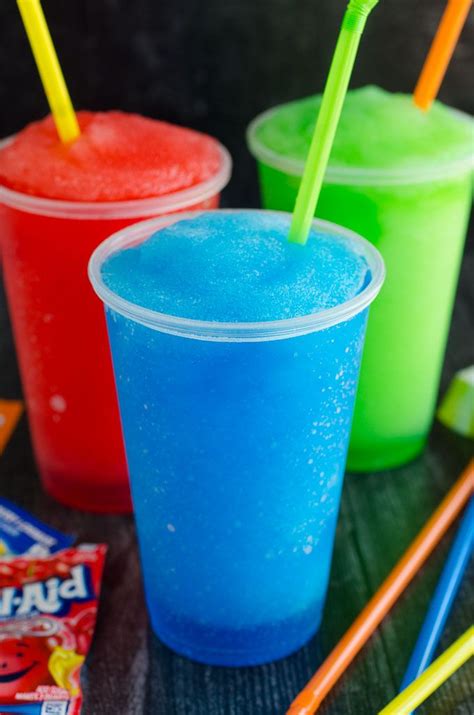 Learn How To Make A Slushie In Your Blender At Home With Just 4