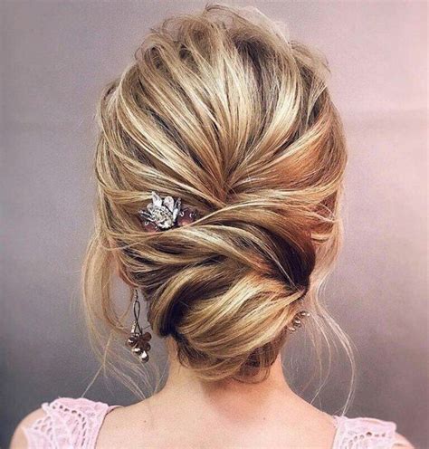 23 Elegant Mother Of The Bride Hairstyles Mother Of The