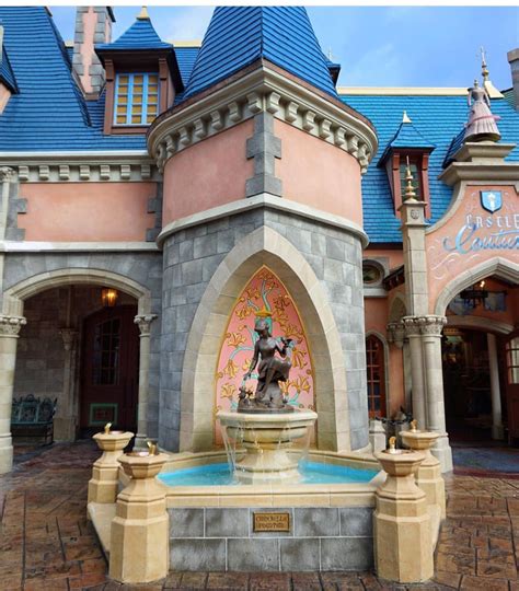 Must Take Photo At Cinderellas Fountain Walt Disney World Disney