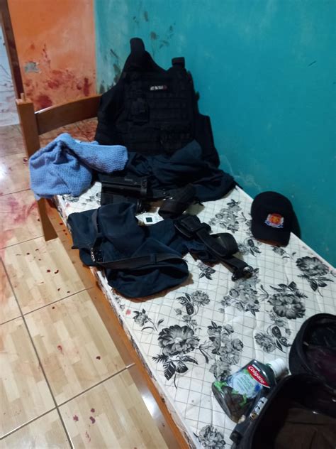 Jovem Invade Sede Da Pm E Fere Dois Policiais Com Facão No Cantá Interior De Roraima Roraima G1