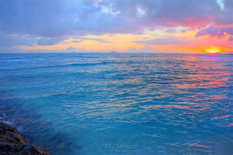 Waikiki Beach Sunset Honolulu Oahu Hawaii Sunsets And Flickr