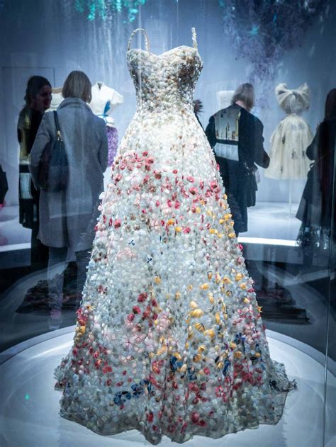 Vanda Christian Dior Designer Of Dreams In 2022 Christian Dior Gowns Christian Dior Haute