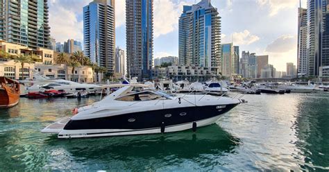 Dubai Private Luxusyacht Kreuzfahrt Getyourguide