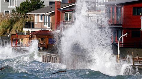 Pacific Northwest Hit By Deadly Freak Windstorm The Weather Channel