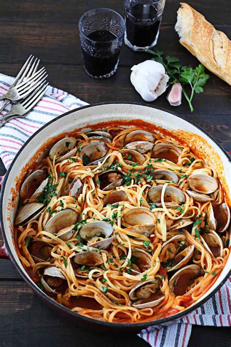 Christmas on the river seafood gumb. Linguine with Red Clam Sauce | Seafood dinner, Best ...