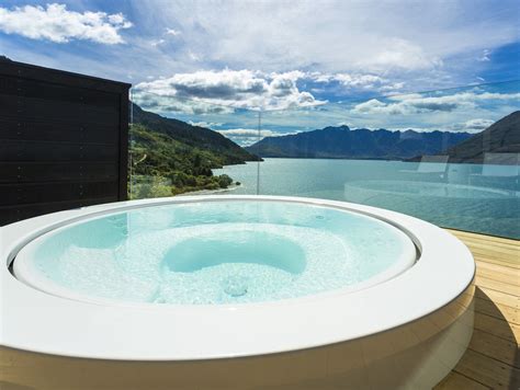 We would like to present indoor/outdoor quadrat pool, designed by milanese designers ludovica and roberto palomba for european brand zucchetti.kos. Overflow outdoor hot tub MINIPOOL Built-in hot tub by Kos ...