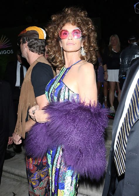 Hollywood Does Halloween Our Favourite Celeb Costumes Everything Zoomer