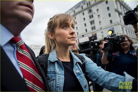 Allison Mack Sentenced To 3 Years In Prison For Involvement In Nxivm