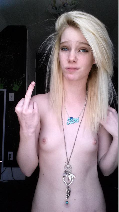 Naked Teen Selfie Skinny Braces Datawav | CLOUDY GIRL PICS