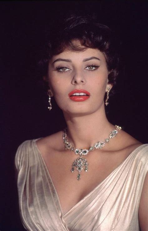 Pin By Elena On Sophia Loren Sophia Loren Sophia Loren Images