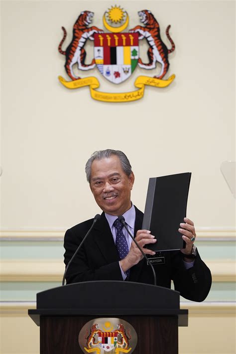 Tan sri muhyiddin yassin, 73, was a member of parliament for p143 pagoh from 1978 to 1986 and served as deputy federal territory minister as well as deputy minister of trade and industry during that period. New Malaysian leader unveils revamped Cabinet with no deputy