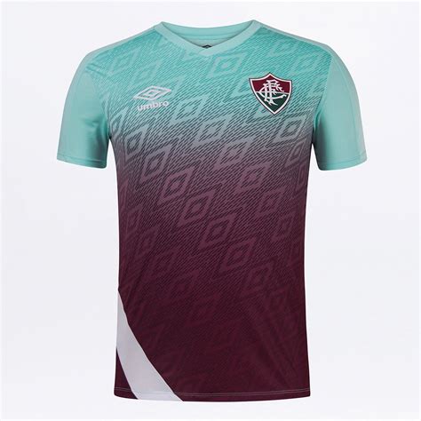 O fluminense anuncia a assinatura de contrato de patrocínio com a testfy, uma empresa uma imagem do que seria a nova camisa número dois do fluminense, na cor branca, está circulando nas. Camisa Fluminense Treino 20/21 Umbro Masculina - Verde e ...