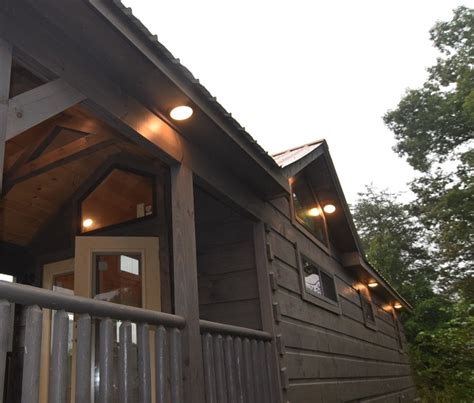 Exterior Lighting Green River Log Cabins