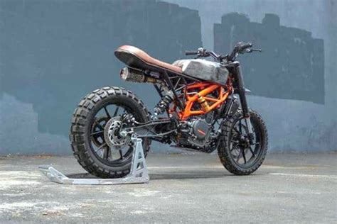 Ktm 390 Duke Modified With Parts From Yamaha Rd 400