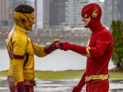 The Flash Announces 3 Returns For Final Season Reveals Poster