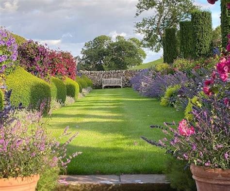 17 Long Garden Ideas To Design A Narrow Outdoor Area