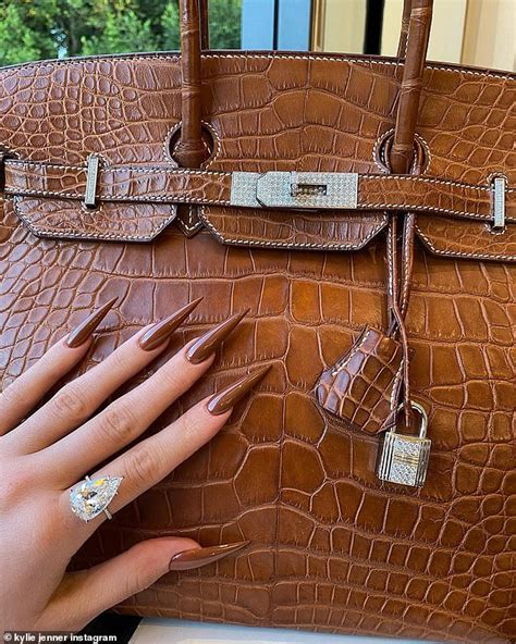 Kylie Jenner Matches Her Manicure To 80k Hermes Birkin Bag Kylie