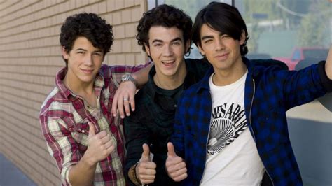 10 Dolog Amit Tudnod Kell A Jonas Brothers Ről Jonas Brothers Jonas Jonas Brother