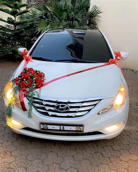 20 Best Wedding Car Decoration Ideas With Flowers And Ribbon 2022