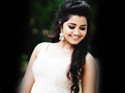 Anupama Parameswaran Wallpapers Top Free Anupama Parameswaran