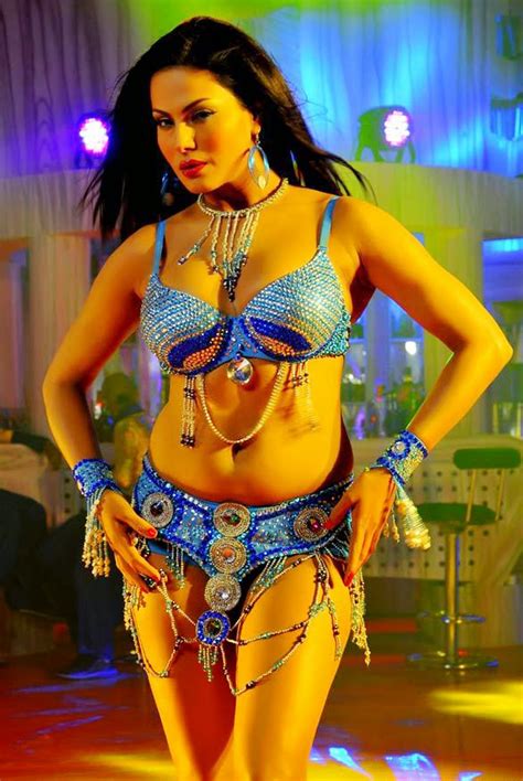 Veena Malik Hot Kannada Movie Stills Shiner Photos